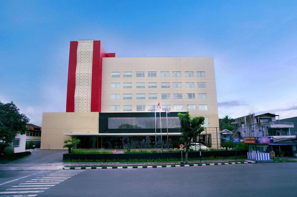 The Zhm Premiere Padang Hotel Luaran gambar