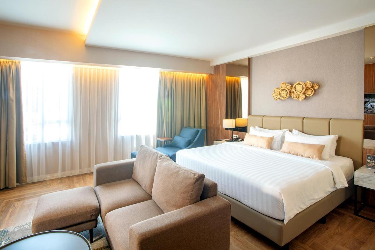 The Zhm Premiere Padang Hotel Luaran gambar